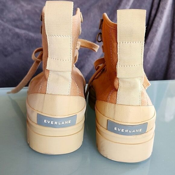 Everlane Utility Boots - Picture 4 of 10